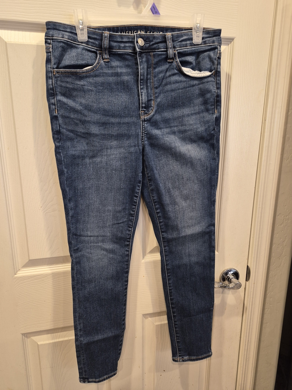 American Eagle Outfitters High-Rise Blue Skinny Jeans